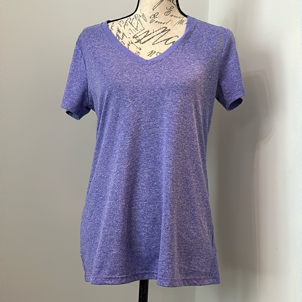 Reebok Dri-Fit Top Short Sleeve Shirt V-neck Purple Casual Size Medium NWOT - Picture 2 of 6